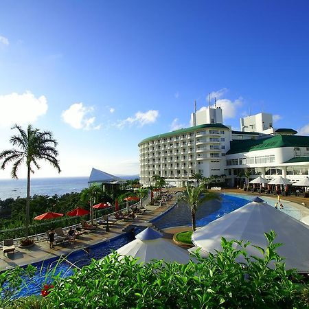 אונה Okinawa Kariyushi Beach Resort Ocean Spa מראה חיצוני תמונה