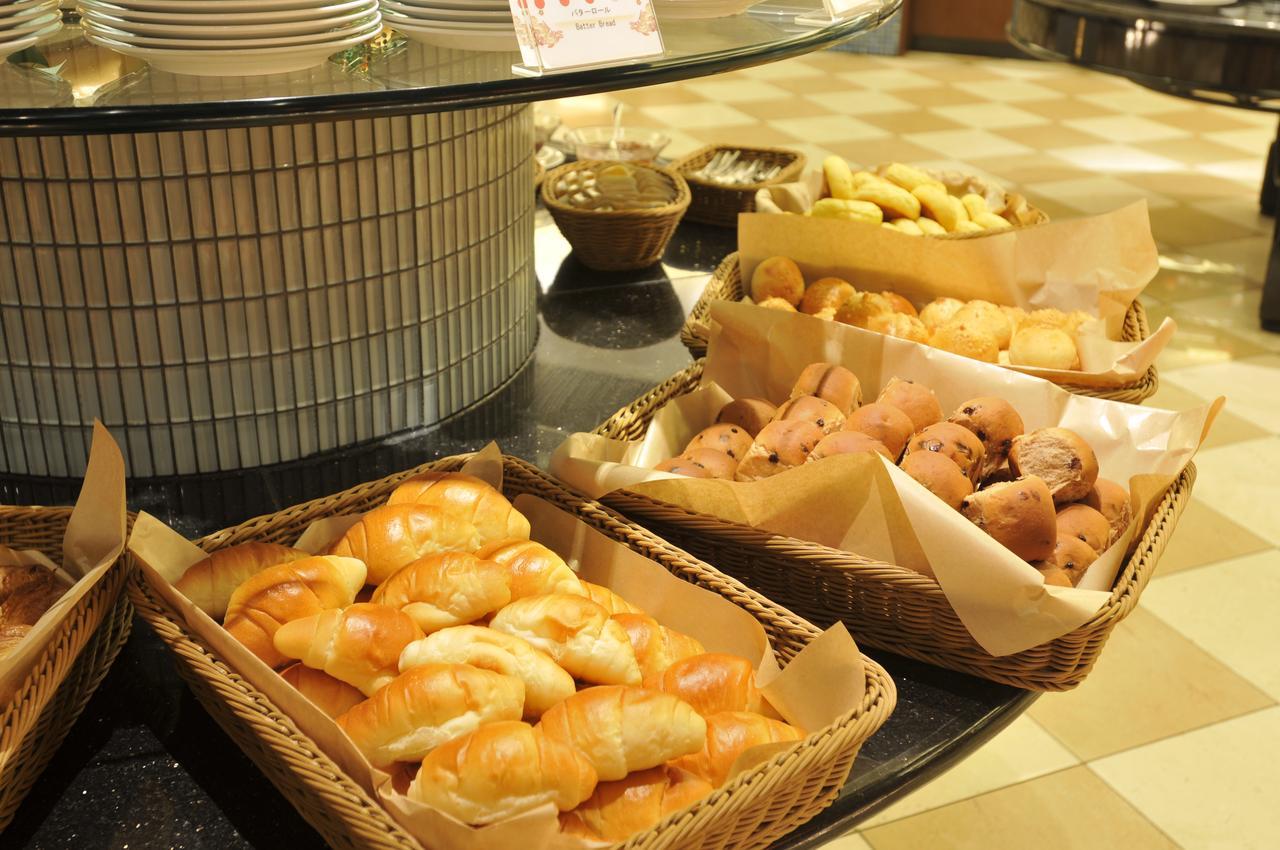 אונה Okinawa Kariyushi Beach Resort Ocean Spa מראה חיצוני תמונה
