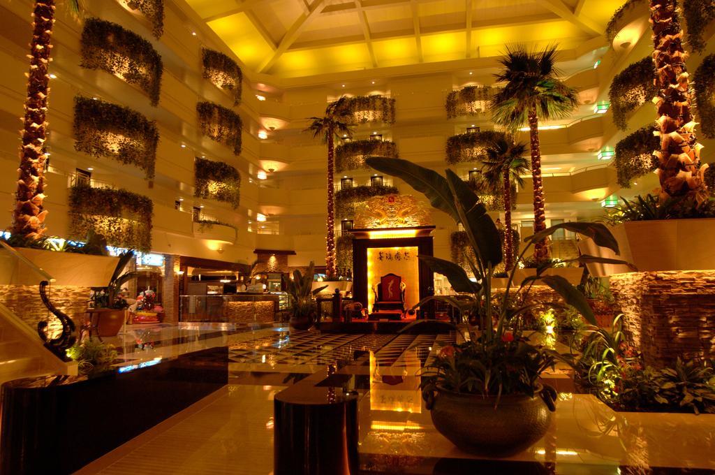 אונה Okinawa Kariyushi Beach Resort Ocean Spa מראה חיצוני תמונה